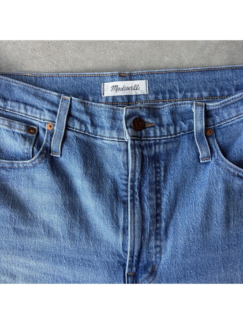 Madewell Women’s Straight Jeans Blue Medium Wash Mid Rise Stretch 5-Pocket - Picture 2 of 10